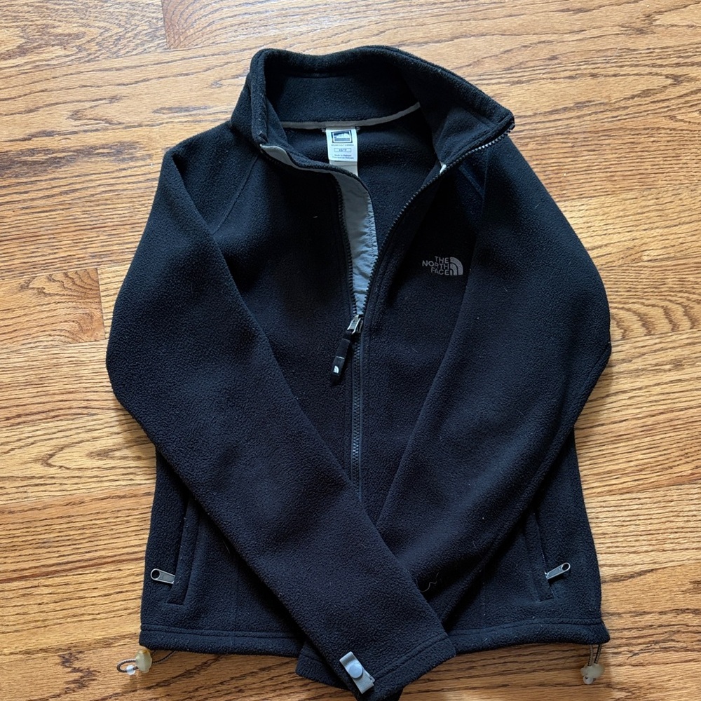 Women’s size XS - The North Face Classic Black Jacket